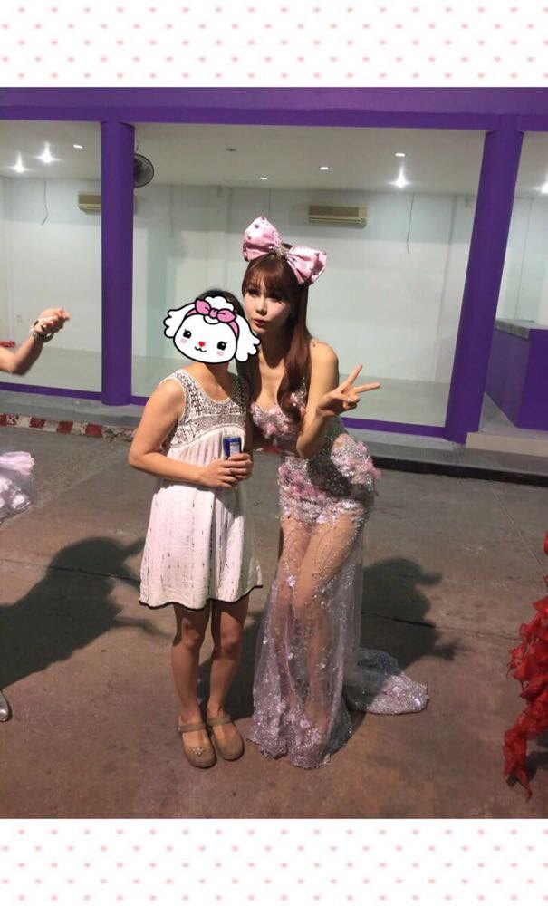 四川少BBB搡BBB爽爽爽人妖的独特魅力与争议，探索背后的文化现象，揭秘真实故事