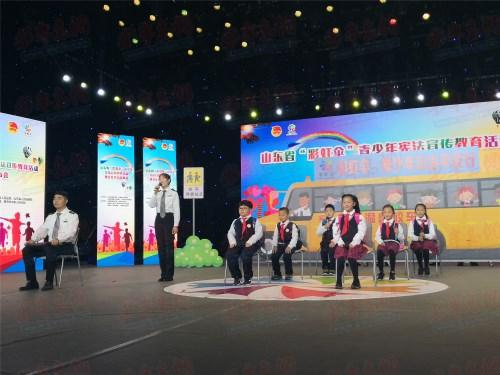 日本学生做爰视频日本引发热议，探讨校园文化现象，关注青少年教育问题