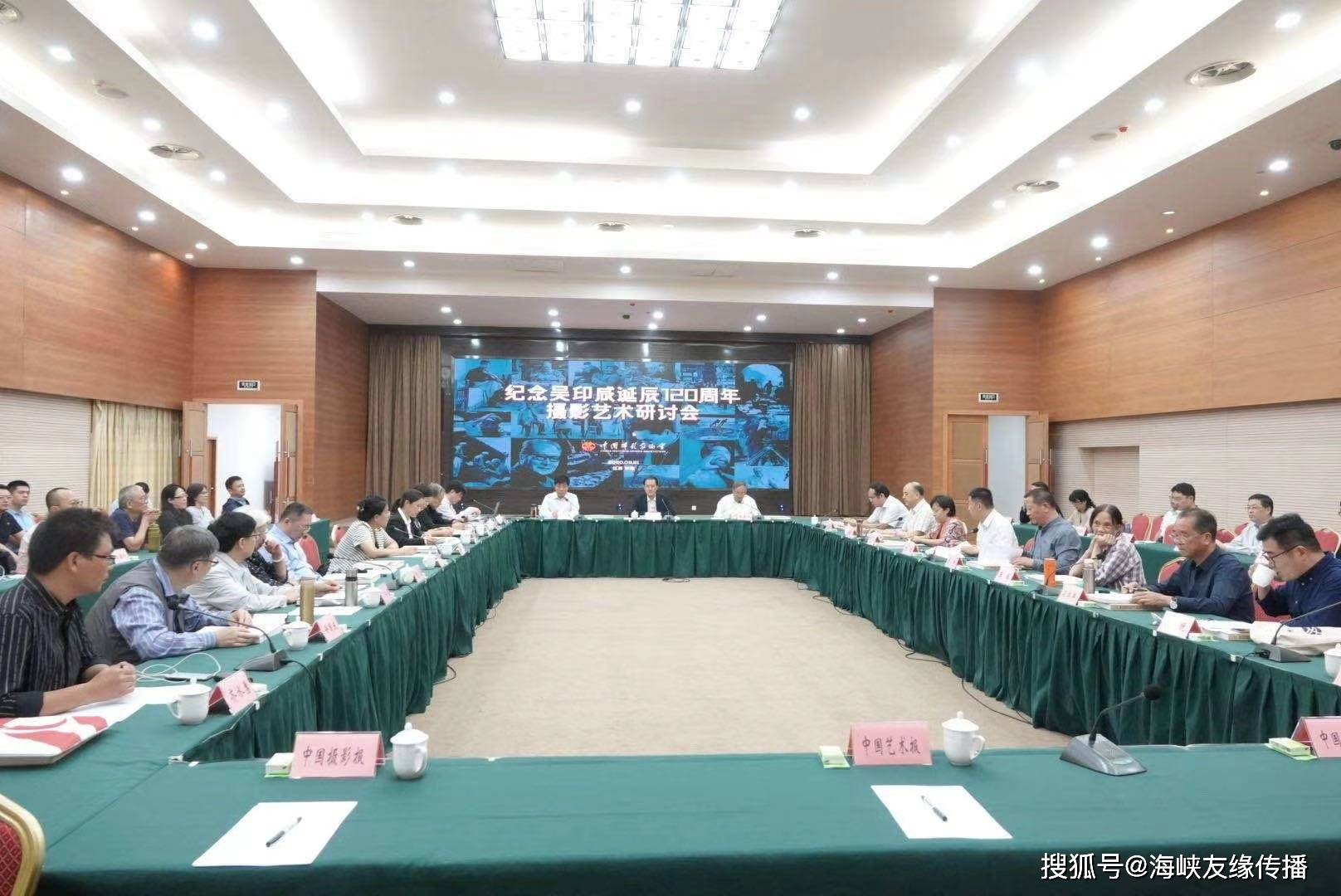 少妇被强干后勇敢反击，揭露真相，引发社会广泛关注与讨论