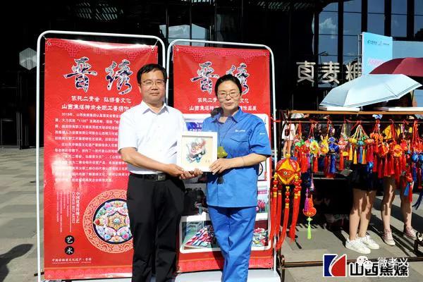 1.亚洲青青草绽放自然之美