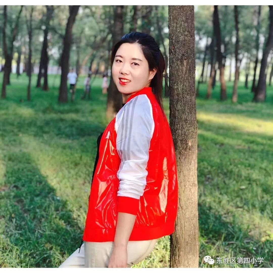 熟妇一区二区婷婷的精彩故事，展现成熟魅力，探索生活真谛，感受别样风情