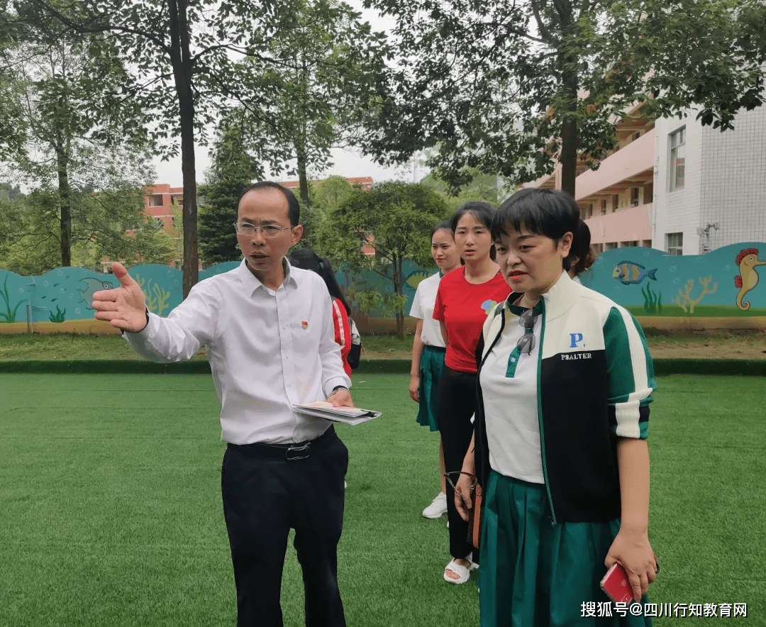 大学生爱爱故事青春校园恋爱甜蜜回忆与成长