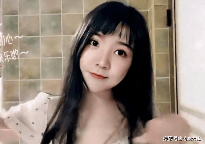2.18线小明星第二部极品女神艺人唯一露脸视频全网独家震撼上线，独家揭秘，精彩不容错过
