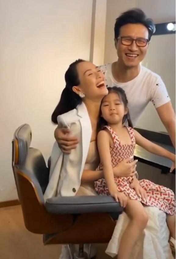 中文字幕熟女人妻在线观看，高清无码人妻视频，免费人妻中文字幕资源