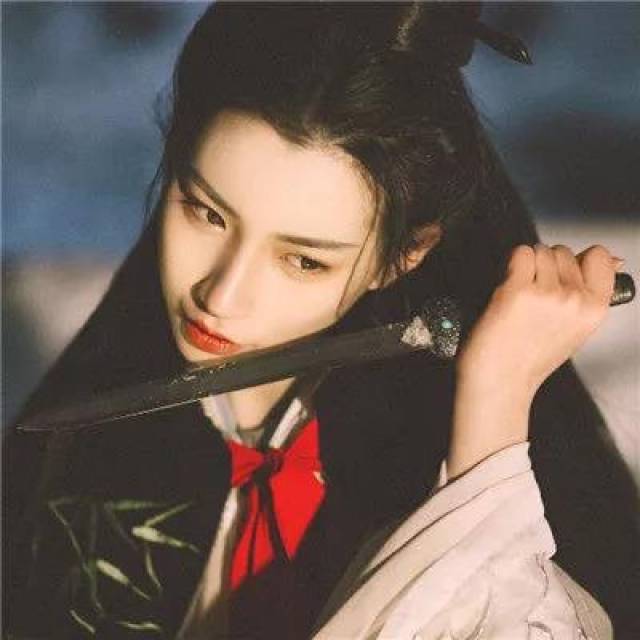 99精品人妻的诱惑，温柔体贴的魅力，让你沉醉其中无法自拔