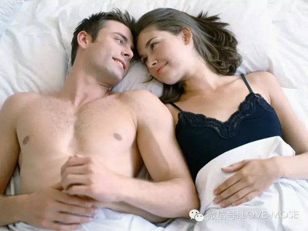 男生女生做爱时如何提升亲密体验，掌握技巧，享受愉悦两性关系