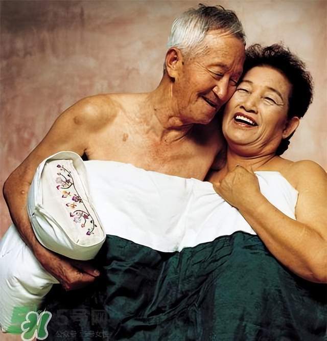 1.欧美老妇性生活探秘健康与激情