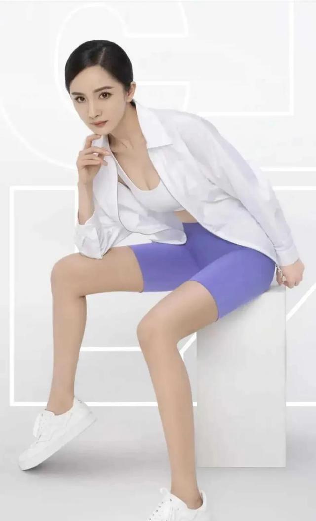日本丝袜美腿一区二区三区精选，丝袜美腿写真，高清美腿图集，一区二区三区全收录