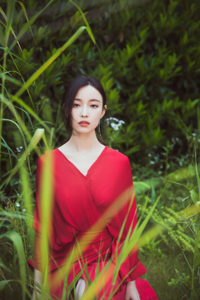 熟妇人妻无码中文字幕诱惑风情，熟女魅力尽显，人妻私密影像大放送