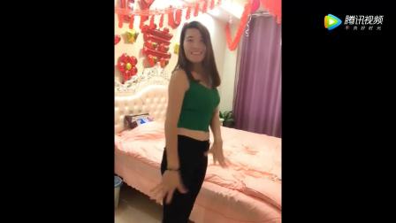 1.在线播放激情蜜臀自拍视频