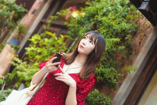 高潮喷水浜Yuihatano极致体验，畅享水之欢愉，释放激情瞬间
