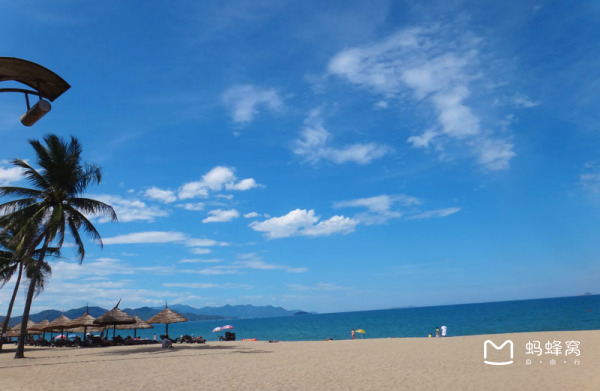 太黃色浜海滨度假胜地，享受阳光沙滩，体验浪漫风情，畅游碧海蓝天