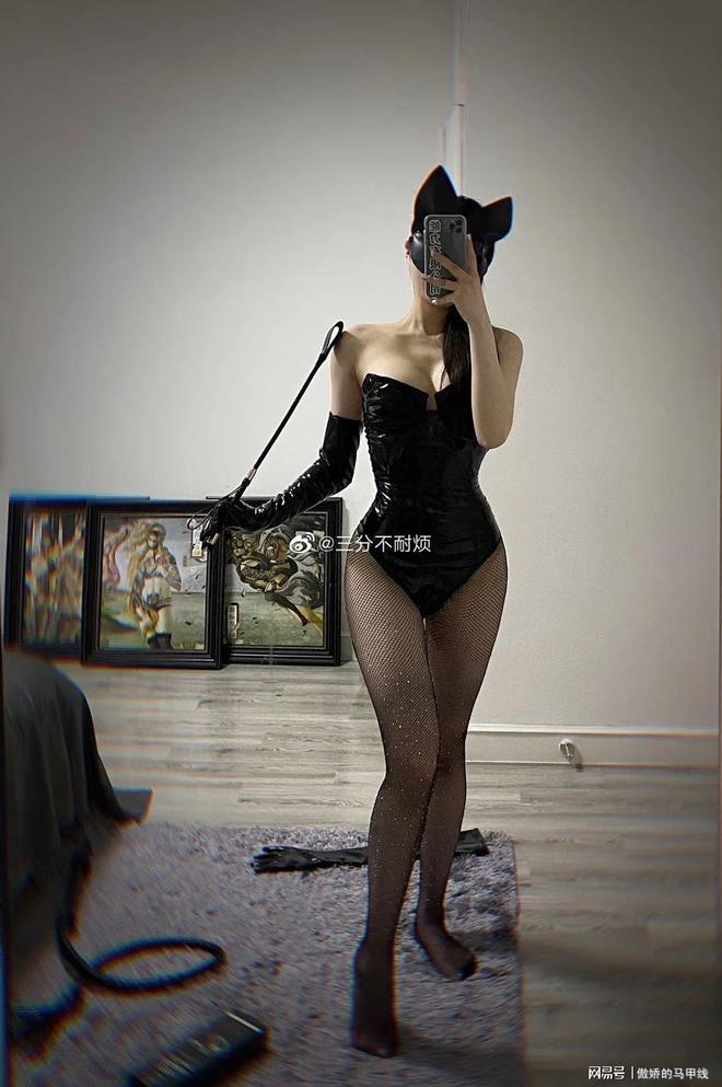 91国产精品丝袜久久久久，精选优质丝袜推荐，舒适透气，展现迷人魅力
