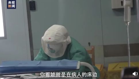 3.老太婆被偷拍，监控录像流出，警方介入调查