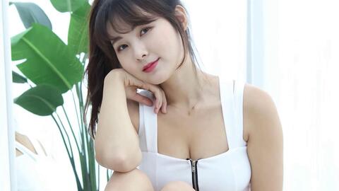 日本成熟熟妇性色风情写真，优雅魅力，熟女诱惑，性感写真集