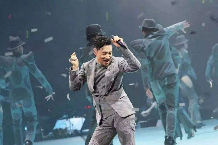 复古A片经典重现，怀旧情色电影精选，重温黄金年代激情