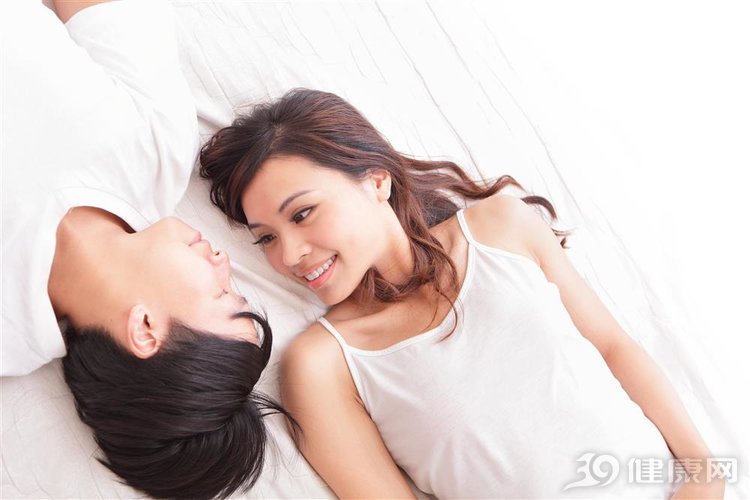 日本孕妇做爱大片引发热议，探讨孕期性健康，专家给出安全建议