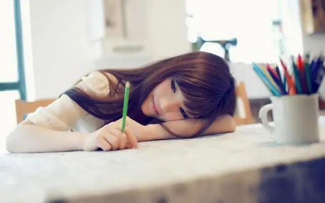 女人被舔阴蒂视频观看引发热议，探索女性愉悦奥秘，揭秘私密内容背后的真相