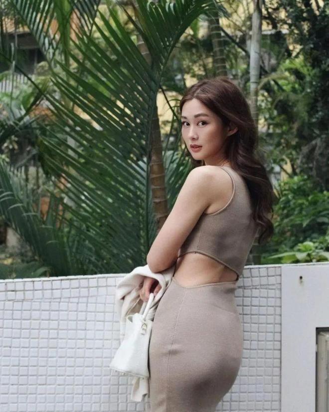 欧美肥婆A片火热推荐，性感丰满女优激情演绎，经典剧情不容错过