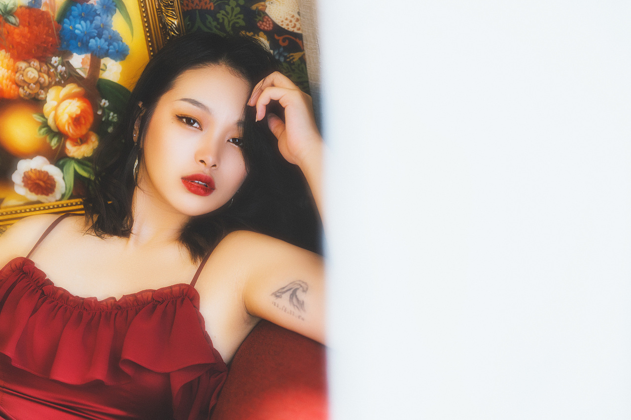 玩遍绝色美妇尽享成熟韵味，解锁风情万种，体验极致诱惑之旅