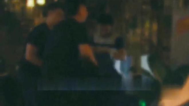 2.少妇洗澡白对白A片浜,隐秘诱惑,深夜独处时的欲望释放