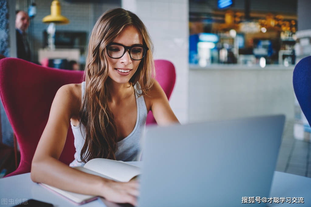 亚洲综合伊人久久精选，时尚潮流，魅力无限，尽显东方之美