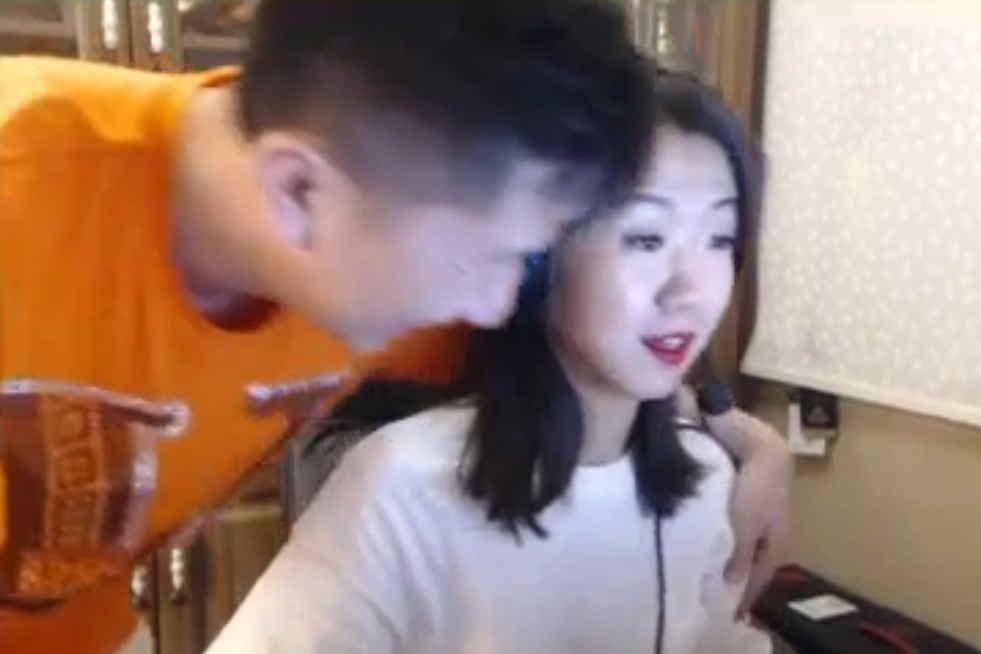 1.朋友的老婆双字ID引发热议