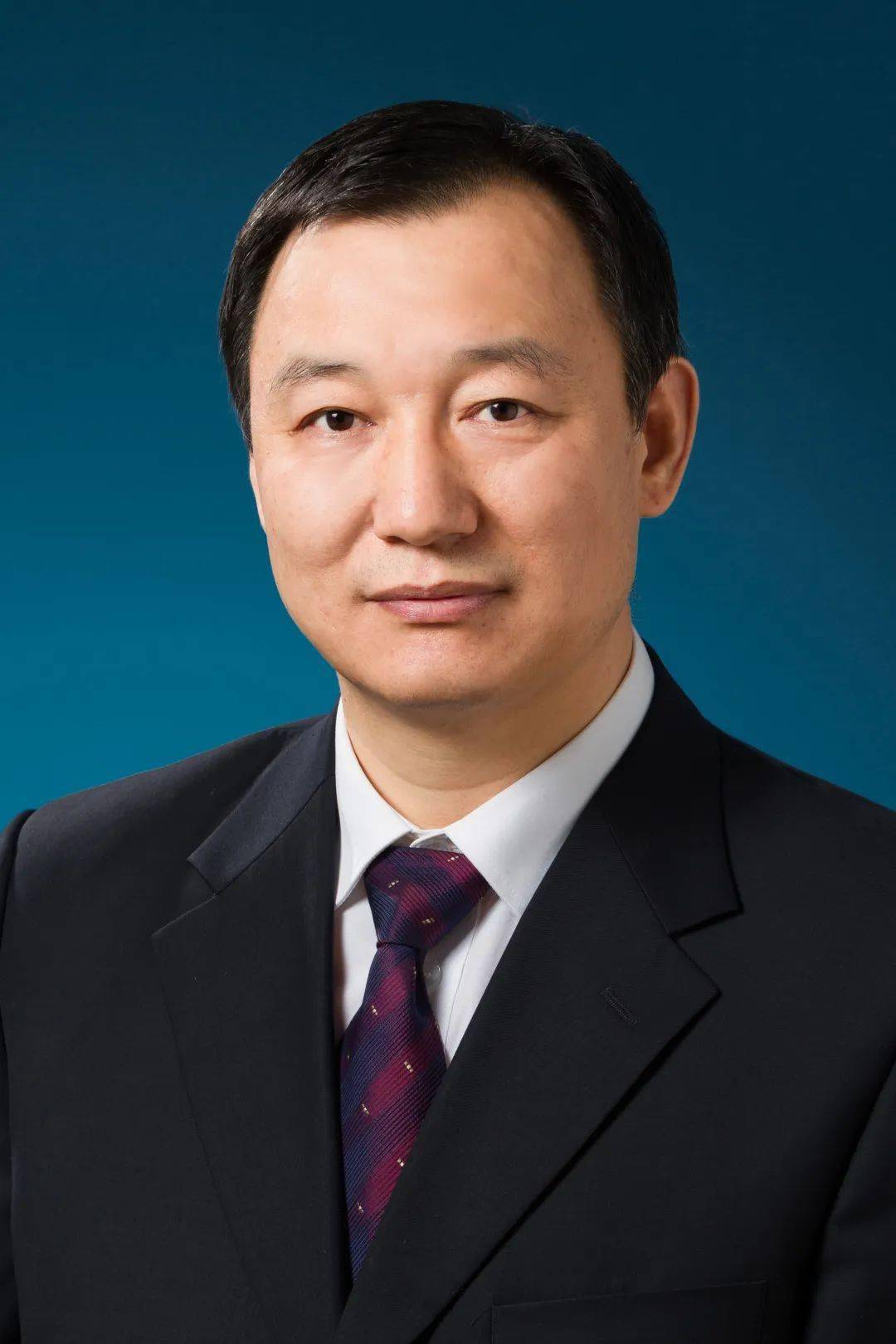 老太乱辈伦理HD浜揭露家庭纷争，探讨代际冲突，聚焦伦理困境
