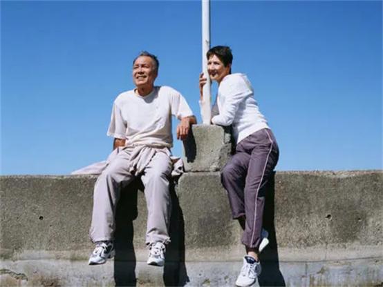 2.老年人做爰全过程免费视频，健康指南，温馨陪伴，幸福晚年