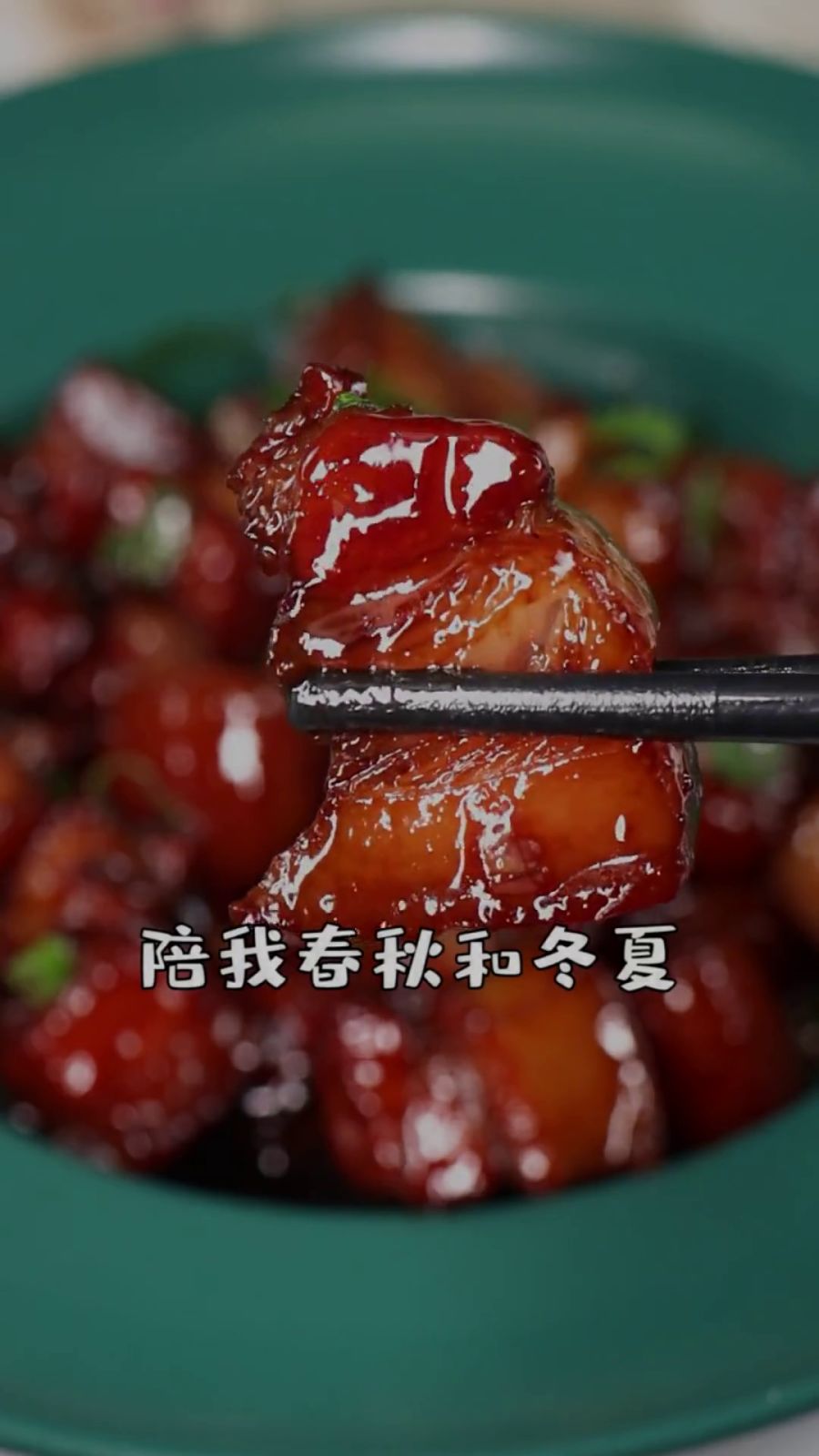 东北浓毛少妇A片火热上线，激情演绎，满足你的深夜幻想，独家高清资源等你来