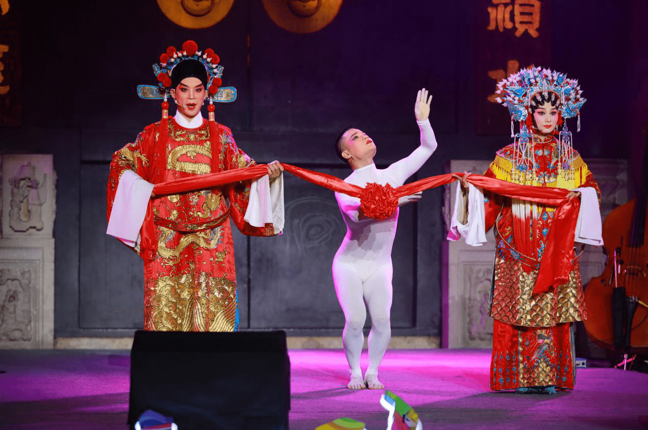 亚洲日韩潮流港台风尚，探索时尚趋势，品味独特魅力，感受文化交融