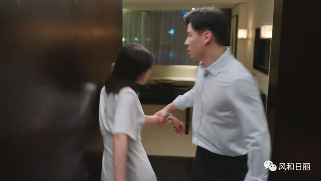 1.AV黄色肩警示录，健康观影指南，远离低俗诱惑