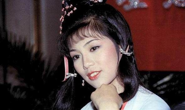 黄蓉一级婬片免费放引发热议,网友热议其内容真实性,专家呼吁加强网络监管 黄蓉一级婬片免费放引发热议,网友热议其内容真实性,专家呼吁加强网络监管