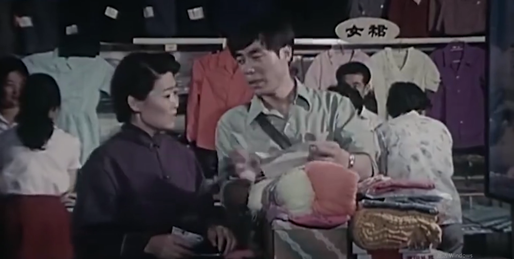 妓女卖淫A片浜引发热议，揭秘地下产业链，警方重拳打击犯罪
