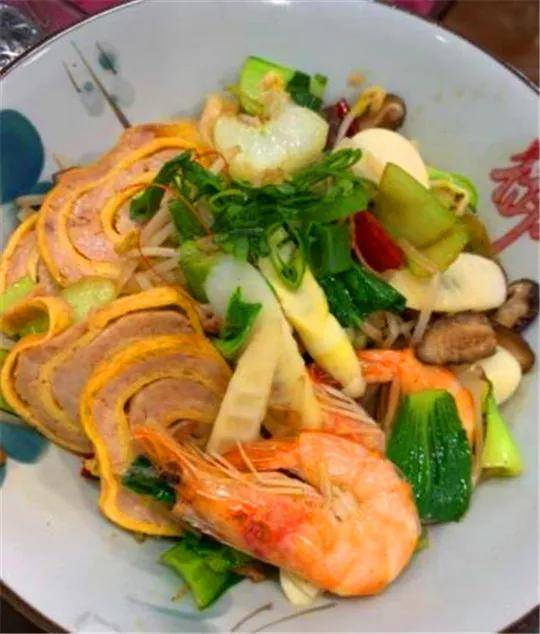 超薄肉丝脚交足food浜诱惑，体验极致丝滑触感，探索足下美食新境界
