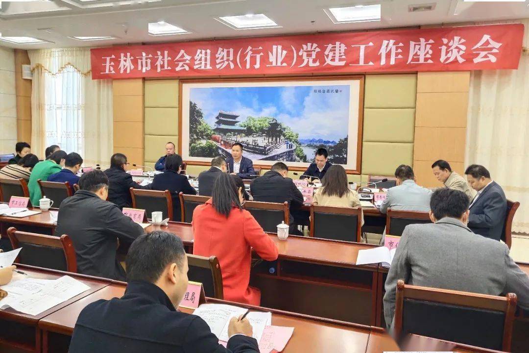 欧美黑人又粗又大的性格特点解析，探索其独特魅力，了解文化背景与行为特征