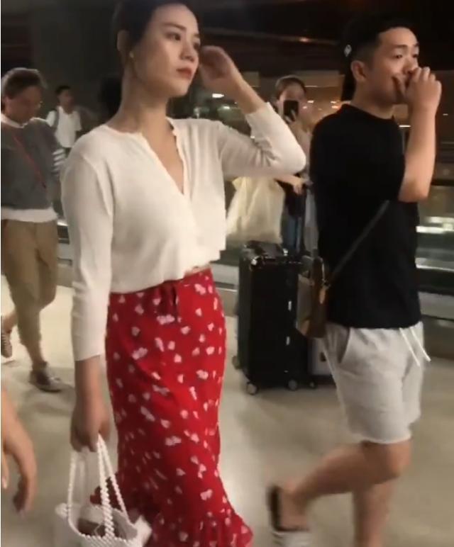 东北肥婆毛多旺盛引热议，真实生活揭秘，网友直呼太惊人