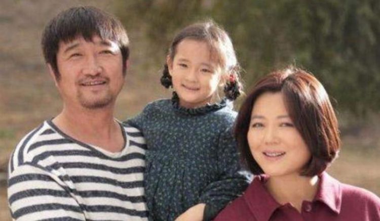 农村老太与外孙乱伦孽恋，震惊乡邻，伦理悲剧引深思