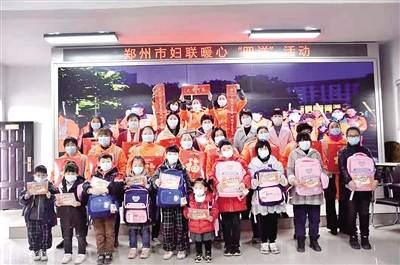 少女少妇6的青春故事，绽放不同魅力，谱写女性成长篇章