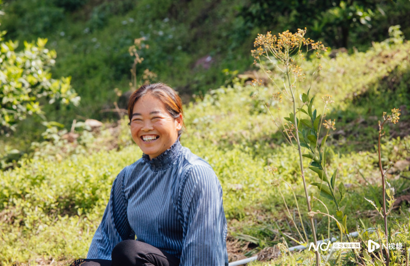 中年村妇的田园生活，岁月静好如诗，乡村风情温暖人心