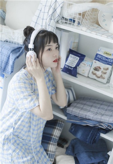 二、久久精品视频6最新合集免费观看高清画质流畅播放