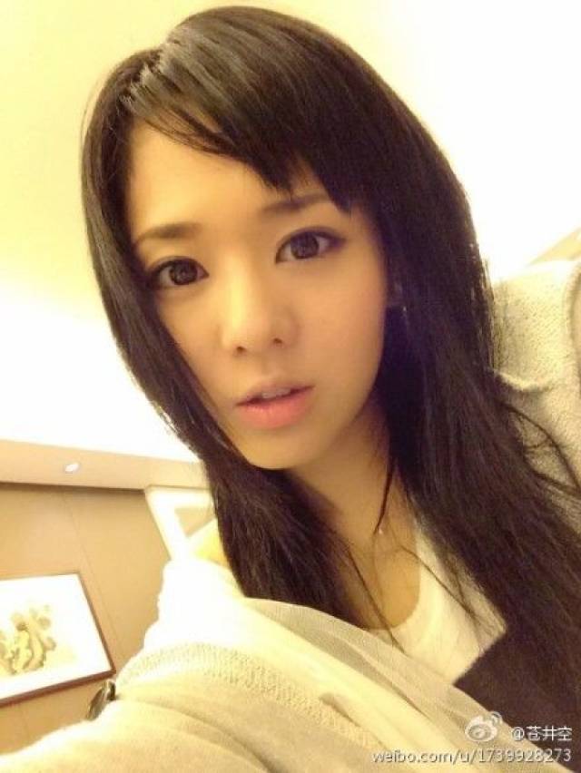 2.苍井空的作品，经典回顾，艺术价值探讨与粉丝共鸣
