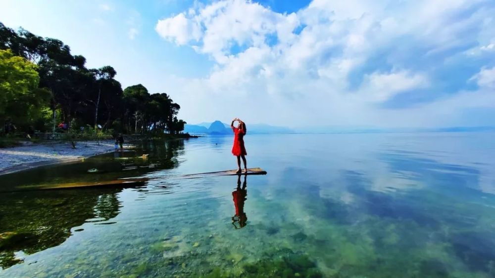 18aaaa浜探索神秘海岸线，发现隐藏美景，感受独特海滨风情