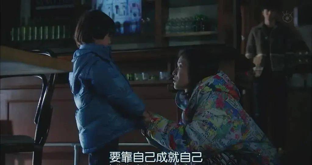 吾尊tk反差帅气男高脚心vk浜引爆全网，独特魅力征服粉丝，校园男神新潮流崛起