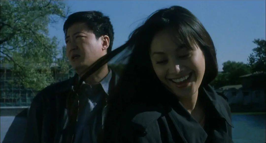 黑老大毛片江湖风云，暗夜交易，权力与欲望的生死较量