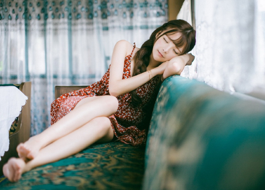 丰满MILF色情大屁熟女诱惑十足，性感身材火辣撩人，成熟魅力无法抵挡