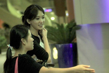 漂亮人妻人人操人人爽久久精品，深夜诱惑难挡，激情四射让人欲罢不能，快来体验极致快感