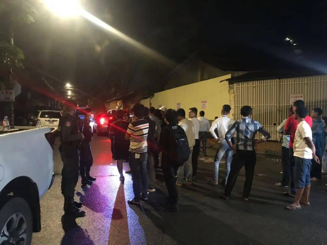 暗访少妇卖淫团伙揭露地下交易内幕，警方突袭抓捕现场，细节曝光震惊社会