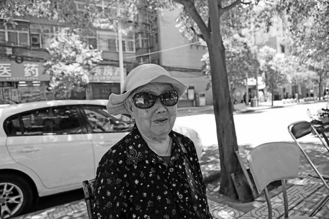 性老太养生秘诀大公开，健康长寿不是梦，轻松活到九十九