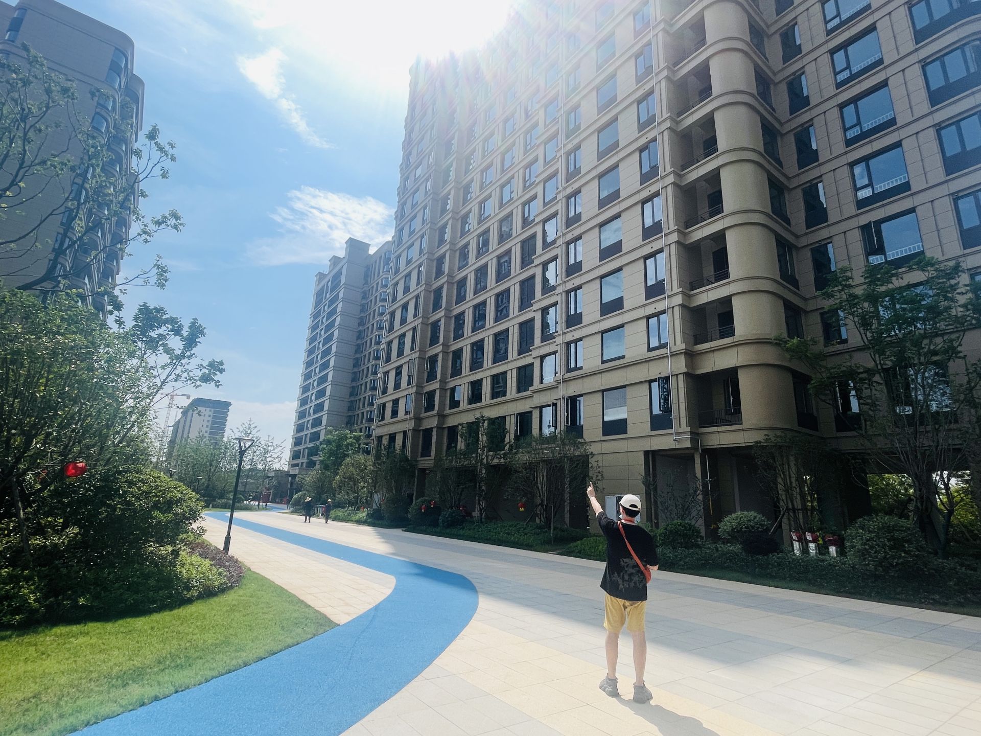 好男人社区WWW社区打造温馨家园，分享生活智慧，共建和谐社交空间
